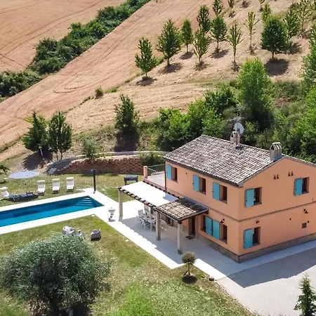 Casale Principessa 6&2, Emma Carassai