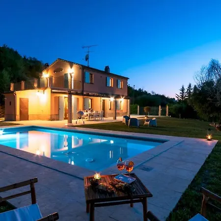 Casale Principessa 6&2, Emma Villa Carassai