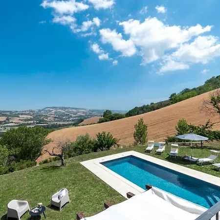 Casale Principessa 6&2, Emma Villa Carassai